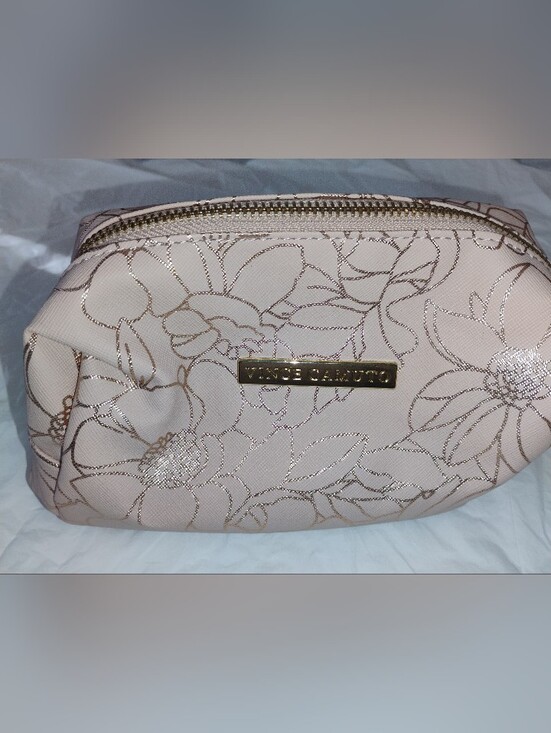 Vince Camuto Handbags - Vince Camuto Blush Pink Floral Cosmetic Bag